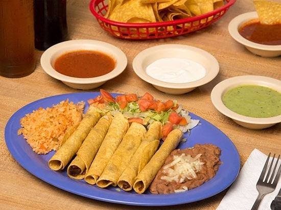 Los Toreados Restaurant food